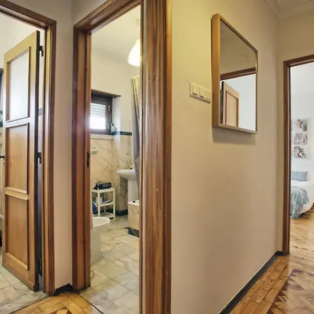 Fuer 20 Personen In Lissabon, Regio De Costa De Apartment *