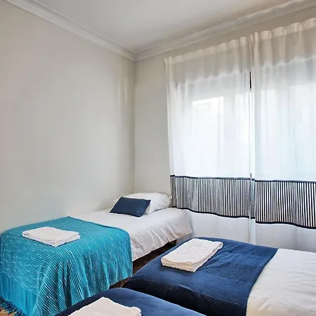 Apartman Fuer 20 Personen In Lissabon, Regio De Costa De